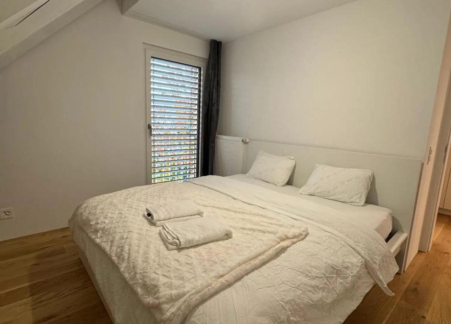 Vk - H - Zuerich Airport - Luxury - Homestay - Haldenstrasse - Kloten