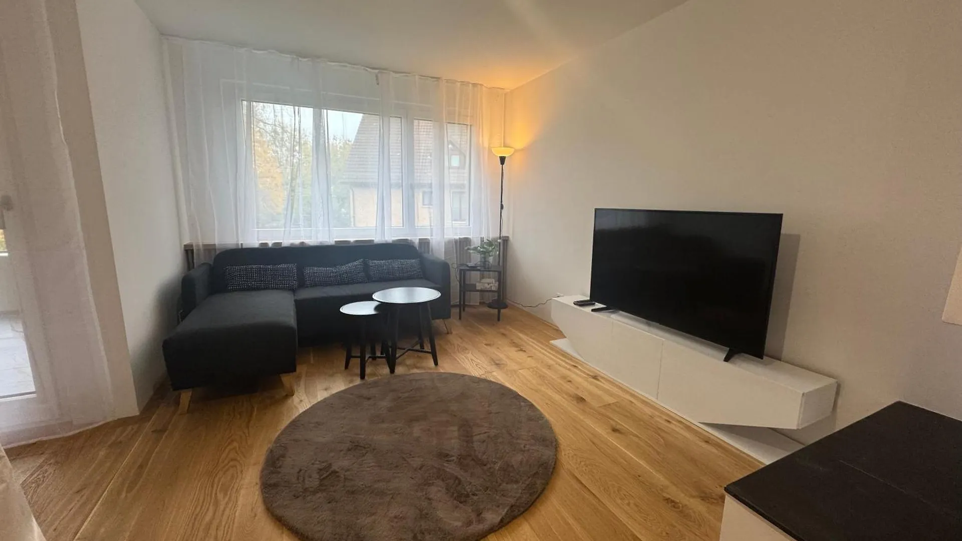 Vk - H - Zuerich Airport - Luxury - Homestay - Haldenstrasse - Kloten