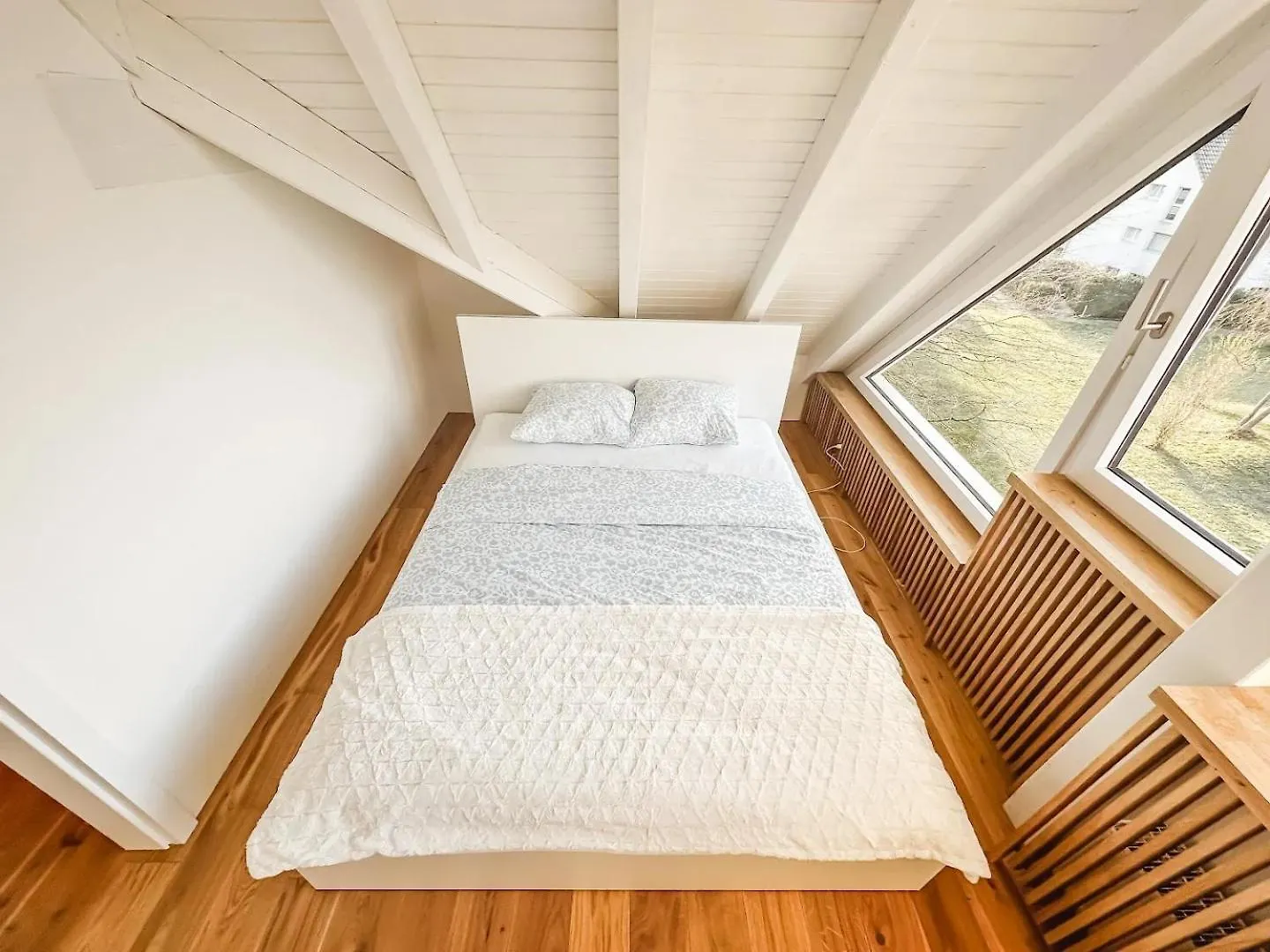 Vk - H - Zuerich Airport - Luxury - Homestay - Haldenstrasse - Kloten Switzerland