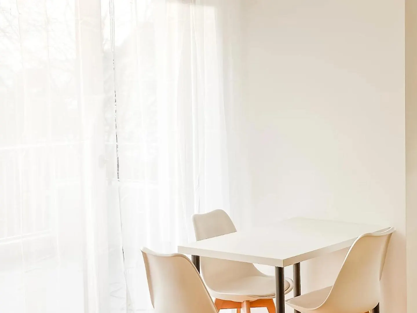 Vk - H - Zuerich Airport - Luxury - Homestay - Haldenstrasse - Kloten