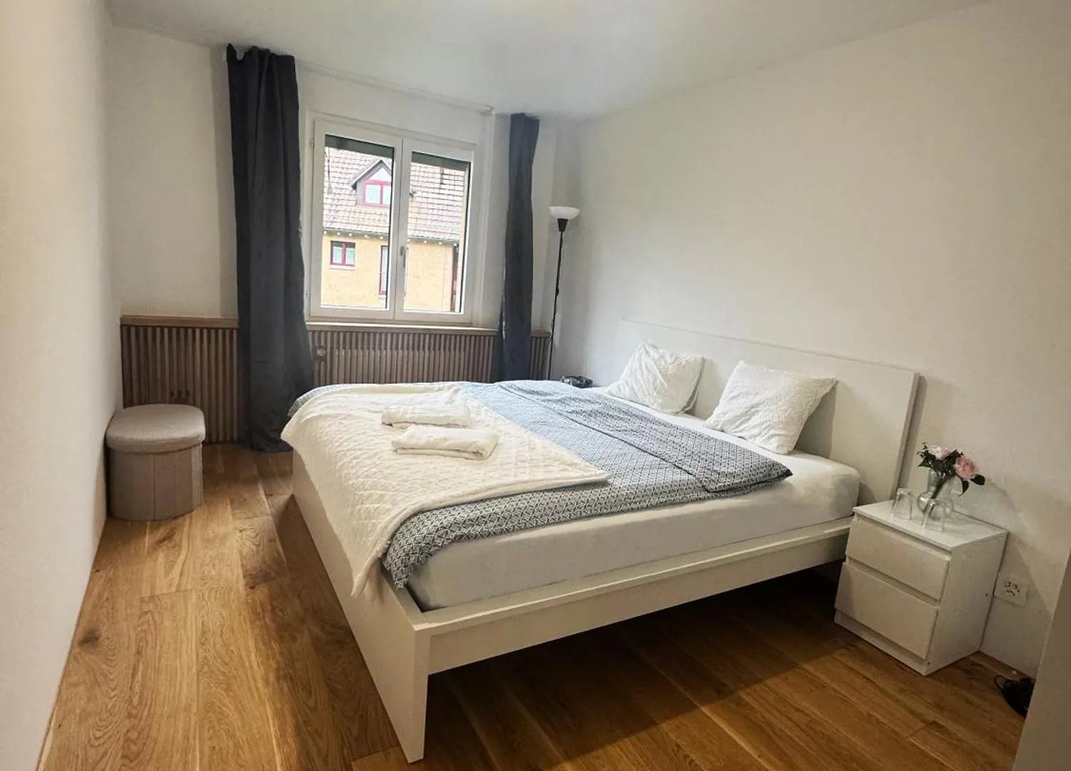 Vk - H - Zuerich Airport - Luxury - Homestay - Haldenstrasse - كلوتان