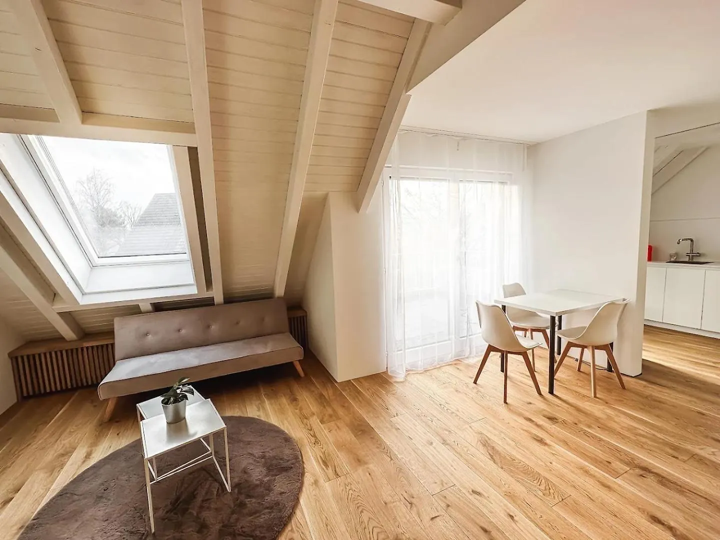 Vk - H - Zuerich Airport - Luxury - Homestay - Haldenstrasse - كلوتان سويسرا